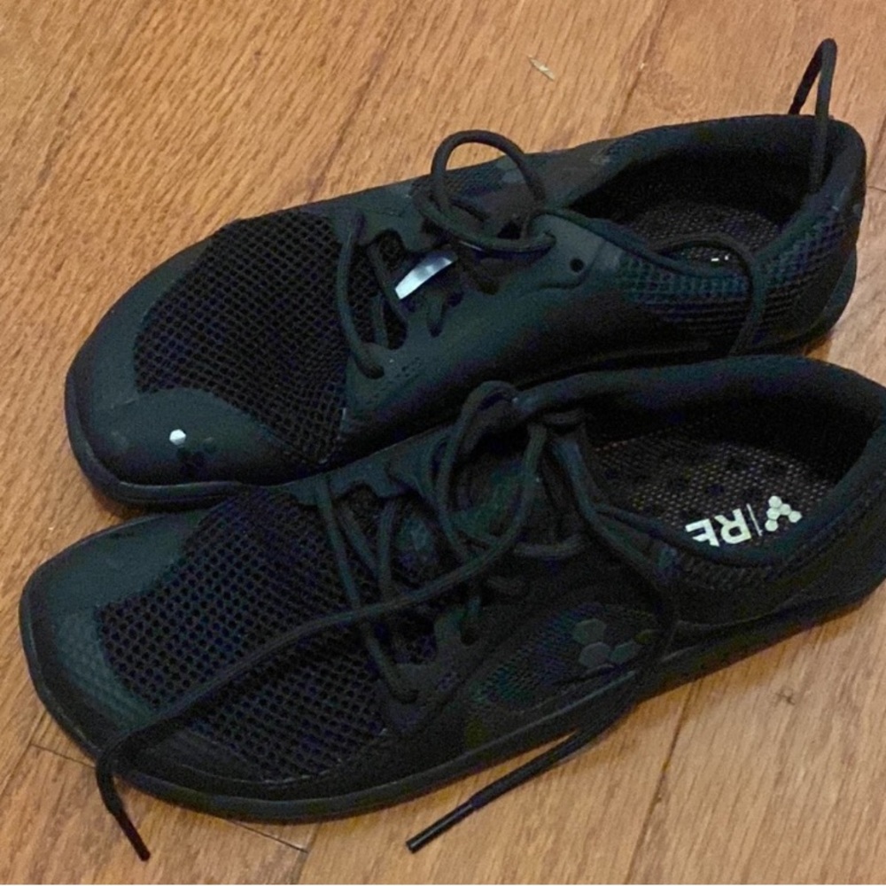 Vivo Women's Primus Lite III in Obsidian